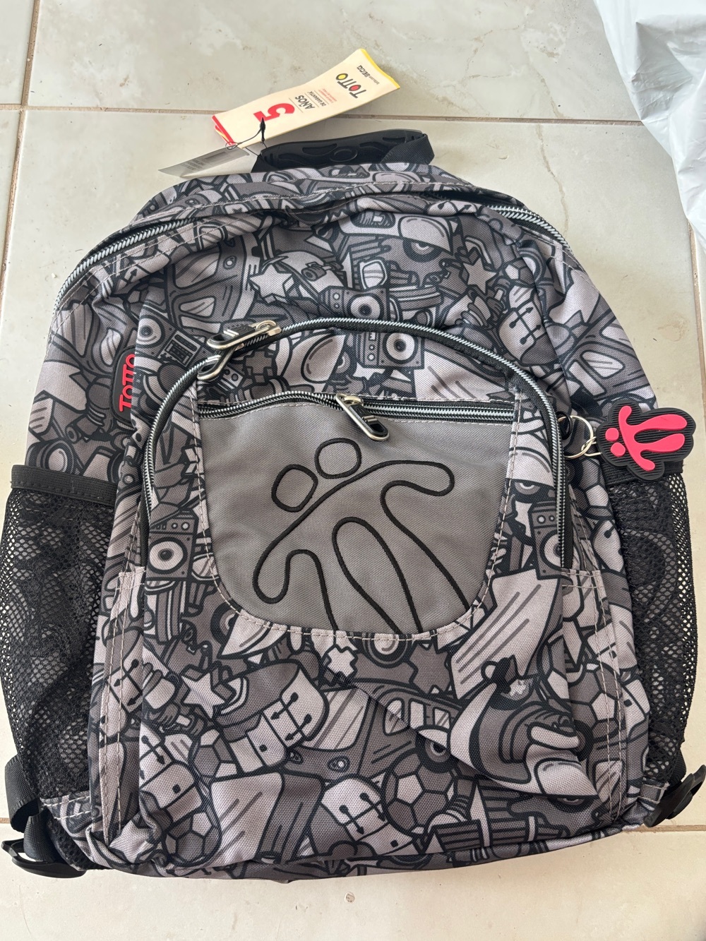 NWT Totto Gray and Black Graphic boy's Backpack